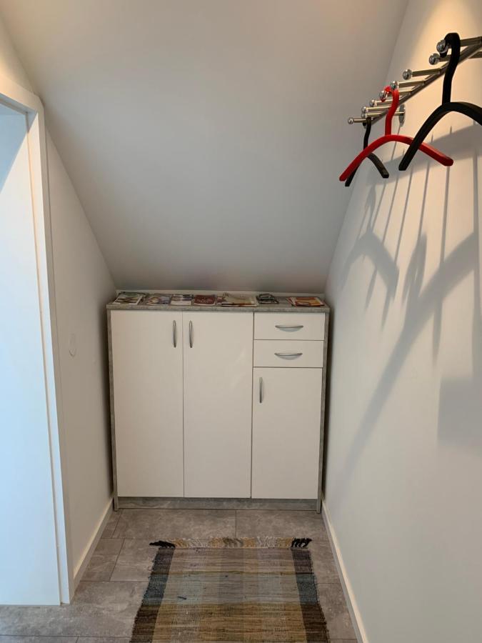 Ferienwohnung Sunny - Moderne Ferienwohnung Im Gruenen In Saarbruecken-West Luaran gambar