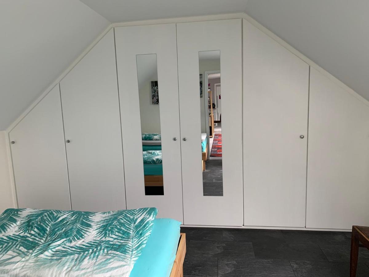 Ferienwohnung Sunny - Moderne Ferienwohnung Im Gruenen In Saarbruecken-West Luaran gambar